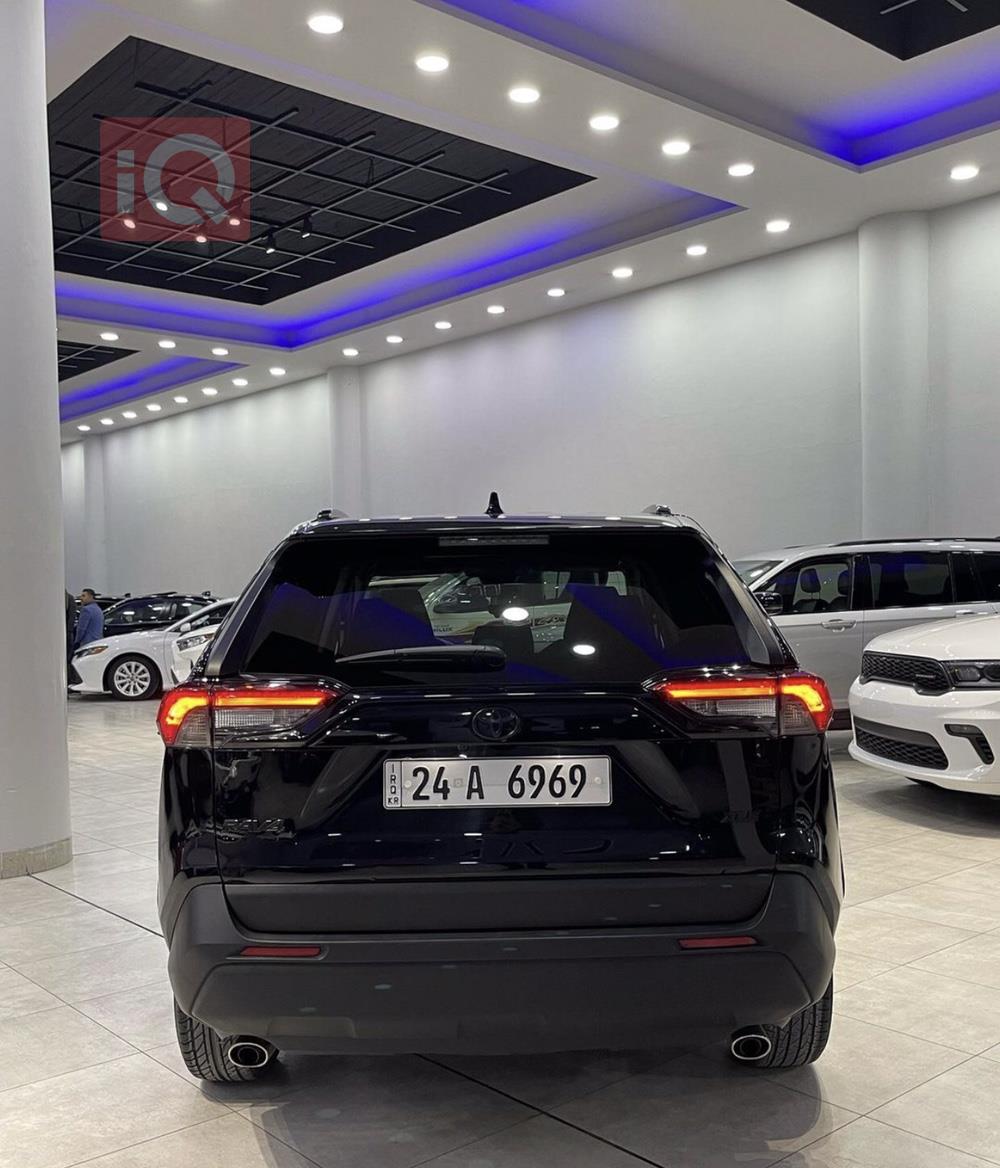 تويوتا راف 4